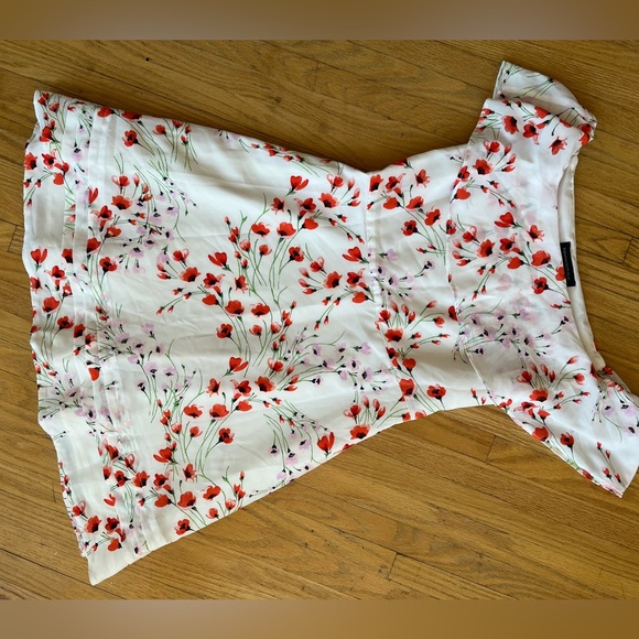 Summer dress - Picture 2 of 4